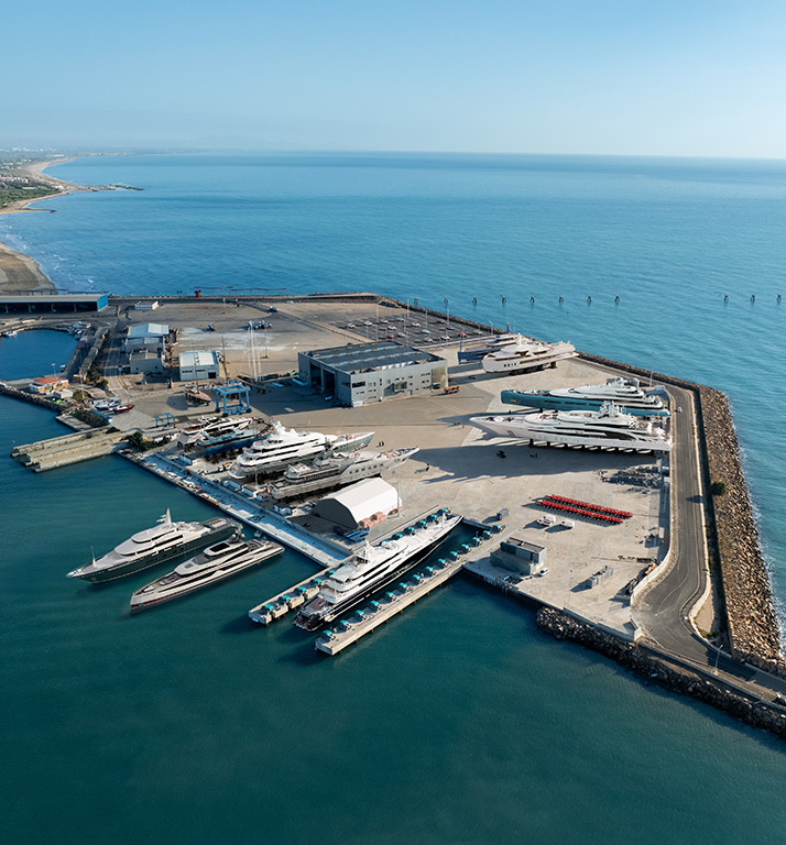 Refit & repair shipyard in the Port of Sagunto, Valencia